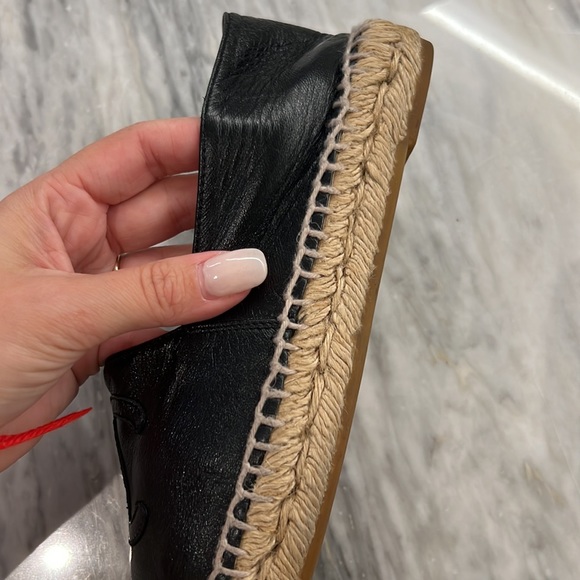 Black Chanel espadrilles - Picture 7 of 8